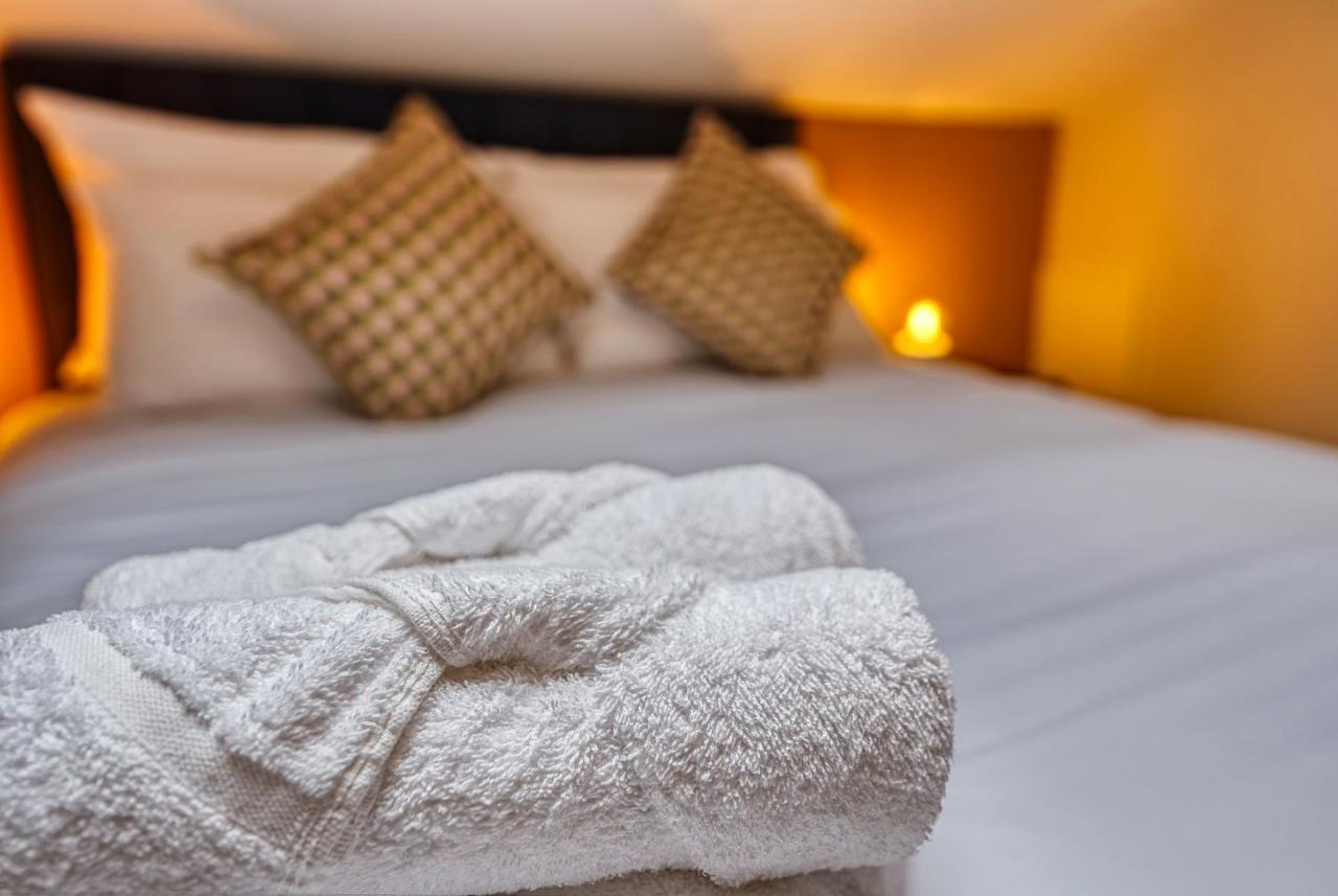 Haworth Heights - An Amazing Aparthotel! ภายนอก รูปภาพ